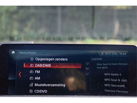 BMW 3 Serie 318i 318 I Edition M Sport Shadow Executive NL-AUTO | OPEN DAK | DIGITALE TELLERS | LEDEREN BEKL | Z+W BANDEN | STOELVERWARMING | NAVI