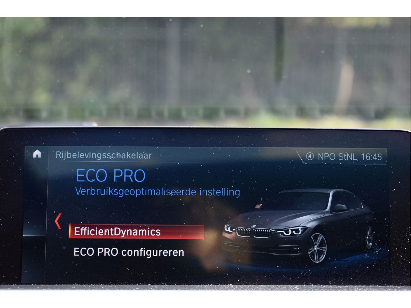 BMW 3 Serie 318i 318 I Edition M Sport Shadow Executive NL-AUTO | OPEN DAK | DIGITALE TELLERS | LEDEREN BEKL | Z+W BANDEN | STOELVERWARMING | NAVI