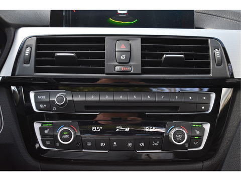 BMW 3 Serie 318i 318 I Edition M Sport Shadow Executive NL-AUTO | OPEN DAK | DIGITALE TELLERS | LEDEREN BEKL | Z+W BANDEN | STOELVERWARMING | NAVI