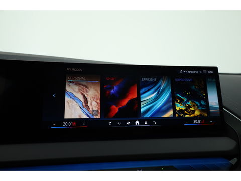 BMW X3 30e xDrive M Sport | Pano | HUD | Harman Kardon | Elek. Trekhaak | 360cam | Leder | 20''