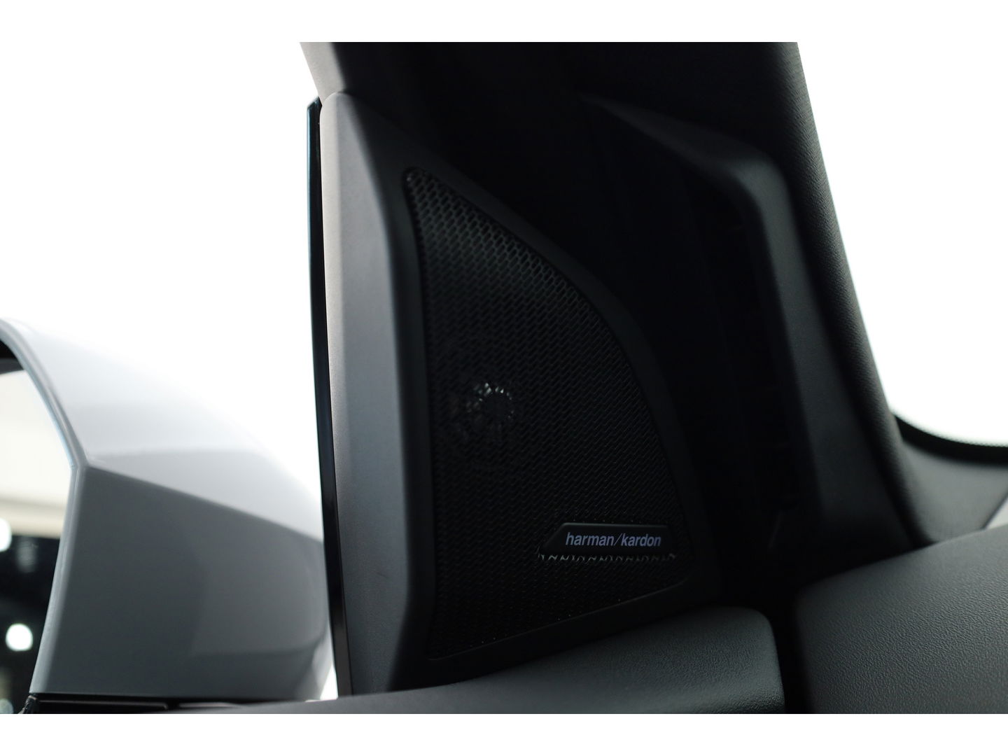 BMW X3 30e xDrive M Sport | Pano | HUD | Harman Kardon | Elek. Trekhaak | 360cam | Leder | 20''