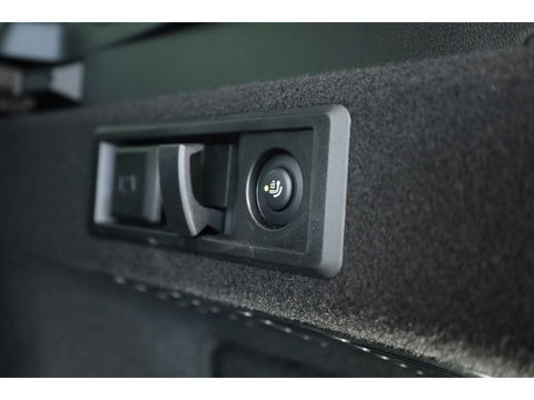 BMW X3 30e xDrive M Sport | Pano | HUD | Harman Kardon | Elek. Trekhaak | 360cam | Leder | 20''