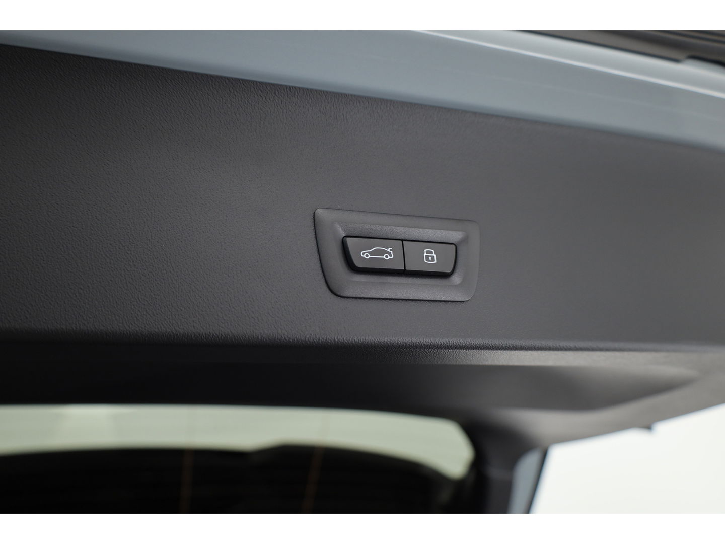 BMW X3 30e xDrive M Sport | Pano | HUD | Harman Kardon | Elek. Trekhaak | 360cam | Leder | 20''