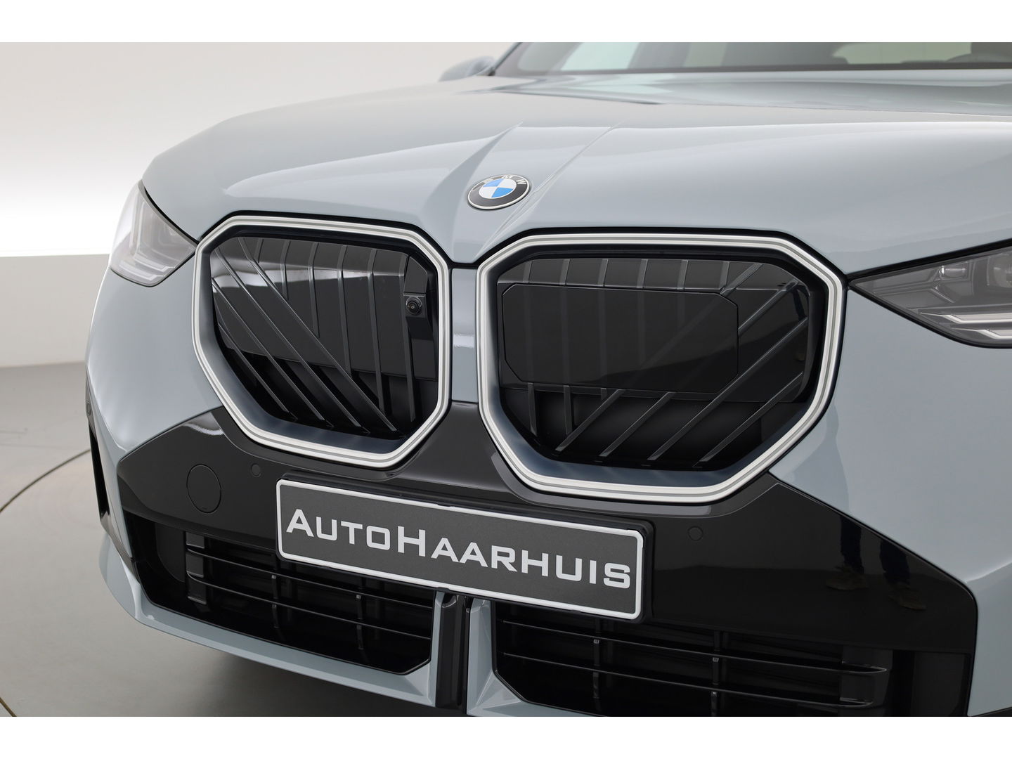 BMW X3 30e xDrive M Sport | Pano | HUD | Harman Kardon | Elek. Trekhaak | 360cam | Leder | 20''