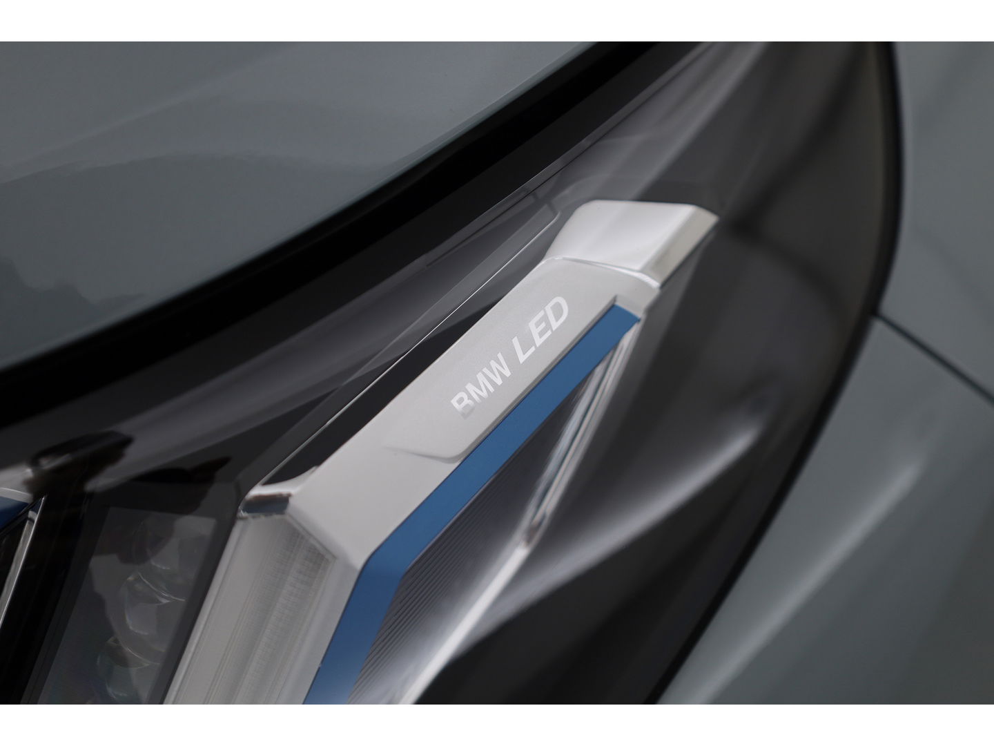 BMW X3 30e xDrive M Sport | Pano | HUD | Harman Kardon | Elek. Trekhaak | 360cam | Leder | 20''