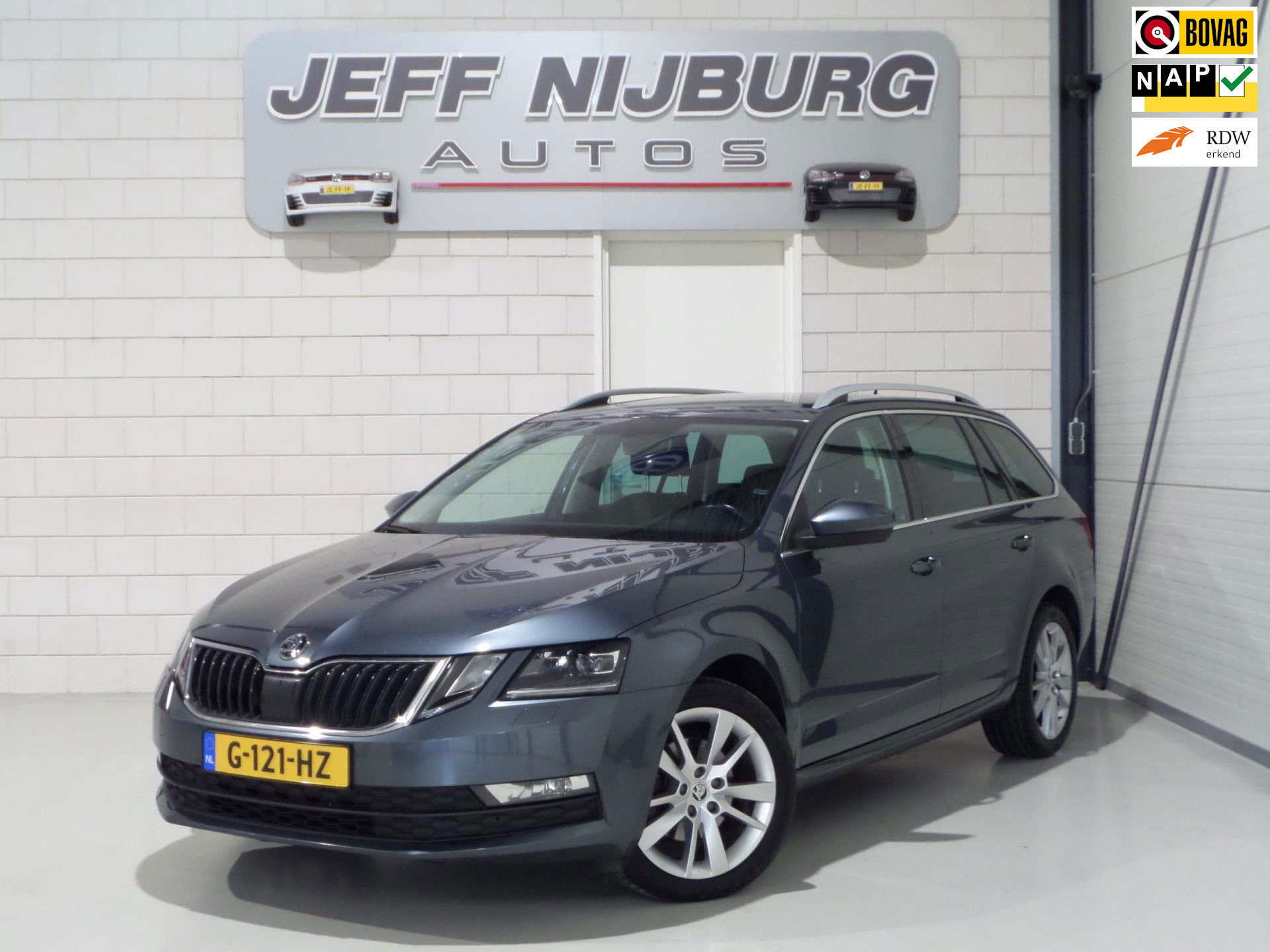 Škoda Octavia Combi 1.0 TSI Greentech Ambition Business "Origineel NL!" Automaat! Apple-carplay Stoelverwarming Full-LED Navigatie
