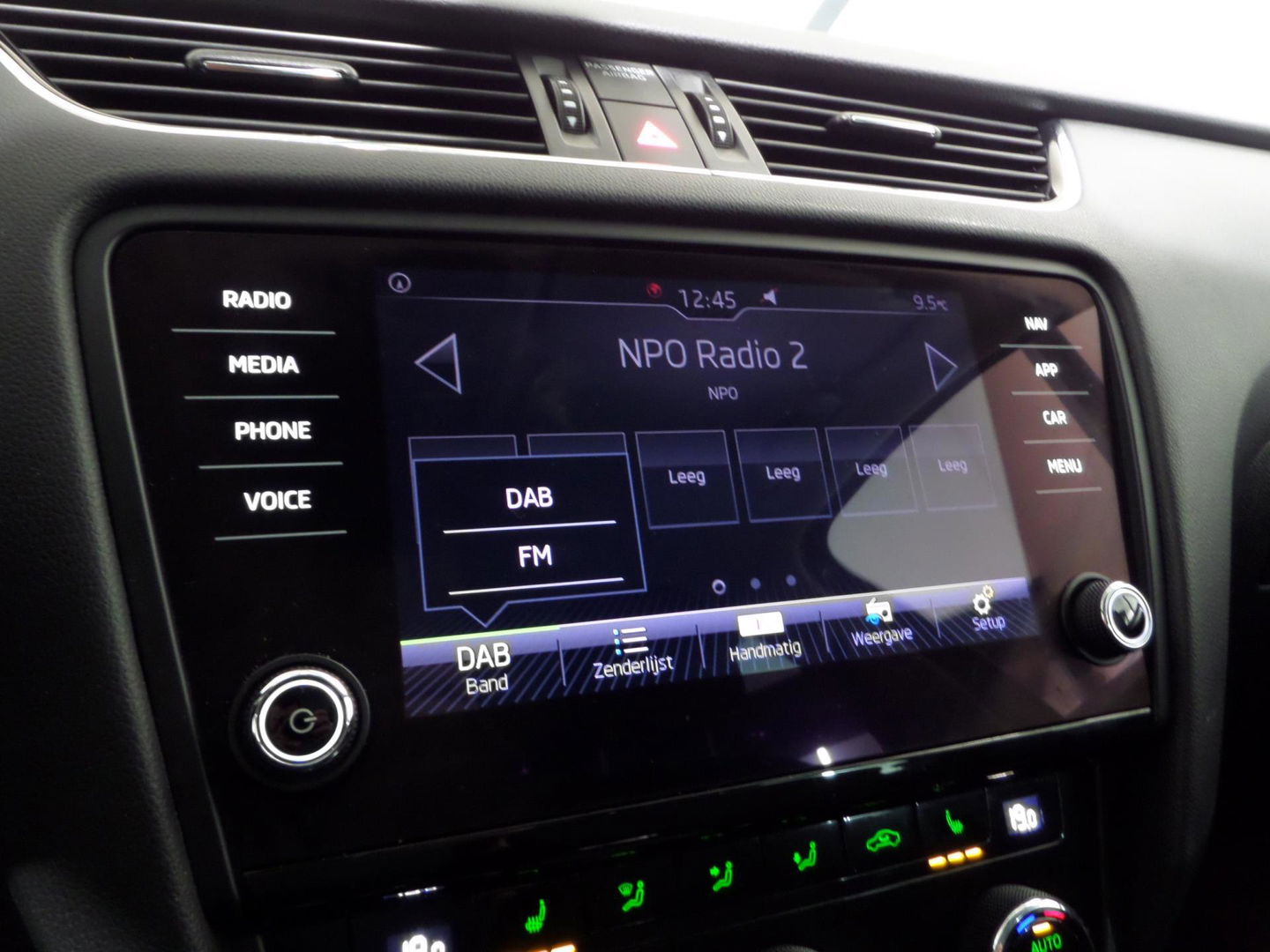 Škoda Octavia Combi 1.0 TSI Greentech Ambition Business "Origineel NL!" Automaat! Apple-carplay Stoelverwarming Full-LED Navigatie