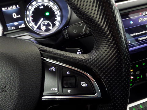 Škoda Octavia Combi 1.0 TSI Greentech Ambition Business "Origineel NL!" Automaat! Apple-carplay Stoelverwarming Full-LED Navigatie