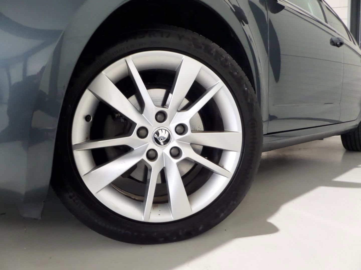 Škoda Octavia Combi 1.0 TSI Greentech Ambition Business "Origineel NL!" Automaat! Apple-carplay Stoelverwarming Full-LED Navigatie