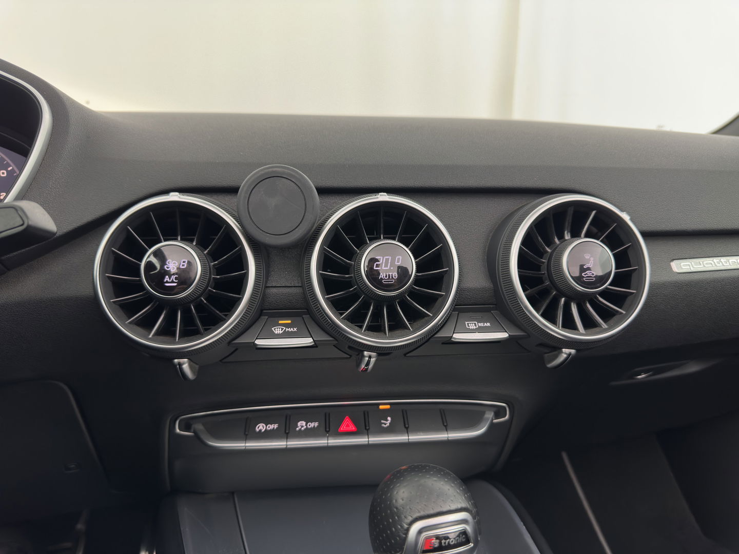 Audi TT Roadster 2.0 TFSI S-Line Pro Line Quattro Aut. *LEATHER-ALCANTARA | FULL-LED | BANG&OLUFSEN-AUDIO | DIGI-COCKPIT | AIR-SCARF | HEATED-SPORTSEATS | NAVI-FULLMAP | DAB+ | KEYLESS | ECC | PDC | 18''ALU*