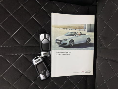 Audi TT Roadster 2.0 TFSI S-Line Pro Line Quattro Aut. *LEATHER-ALCANTARA | FULL-LED | BANG&OLUFSEN-AUDIO | DIGI-COCKPIT | AIR-SCARF | HEATED-SPORTSEATS | NAVI-FULLMAP | DAB+ | KEYLESS | ECC | PDC | 18''ALU*