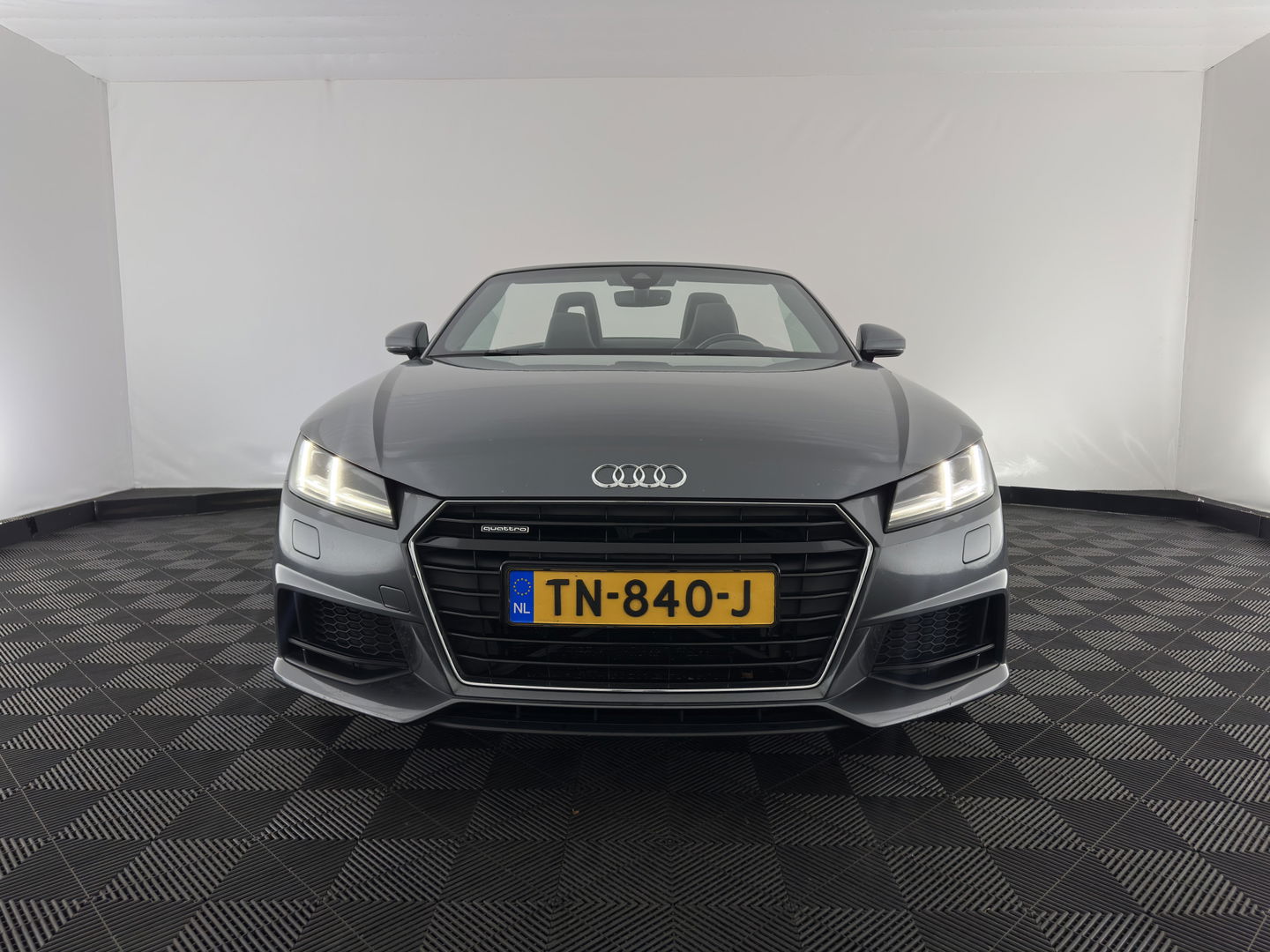 Audi TT Roadster 2.0 TFSI S-Line Pro Line Quattro Aut. *LEATHER-ALCANTARA | FULL-LED | BANG&OLUFSEN-AUDIO | DIGI-COCKPIT | AIR-SCARF | HEATED-SPORTSEATS | NAVI-FULLMAP | DAB+ | KEYLESS | ECC | PDC | 18''ALU*