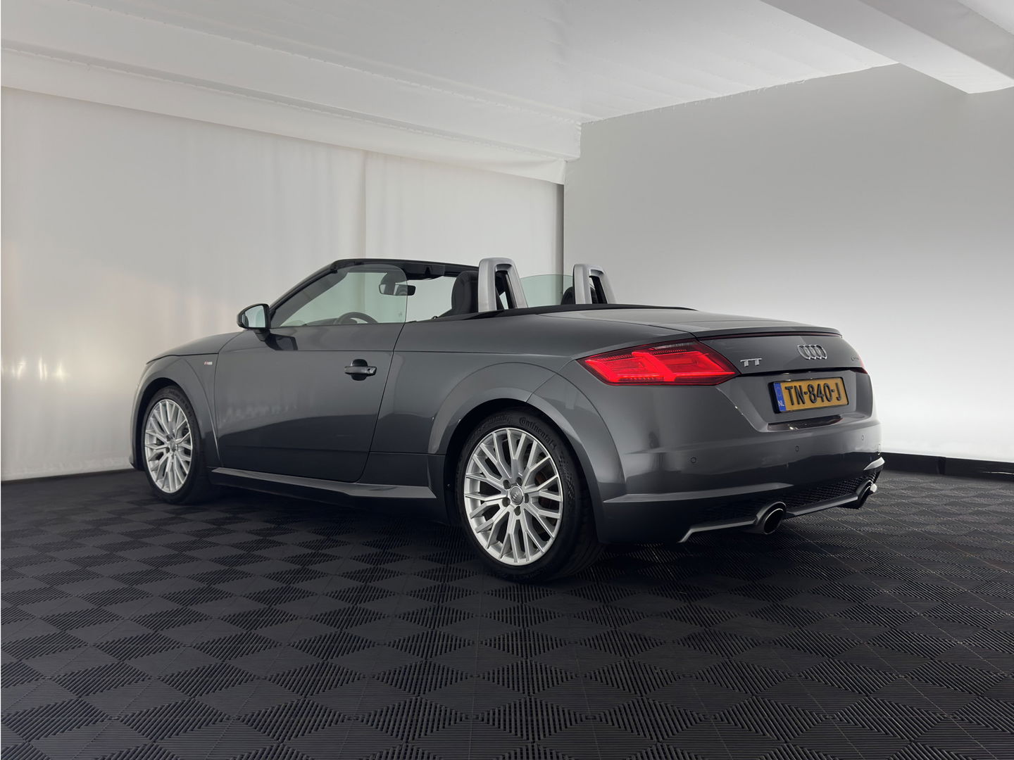 Audi TT Roadster 2.0 TFSI S-Line Pro Line Quattro Aut. *LEATHER-ALCANTARA | FULL-LED | BANG&OLUFSEN-AUDIO | DIGI-COCKPIT | AIR-SCARF | HEATED-SPORTSEATS | NAVI-FULLMAP | DAB+ | KEYLESS | ECC | PDC | 18''ALU*