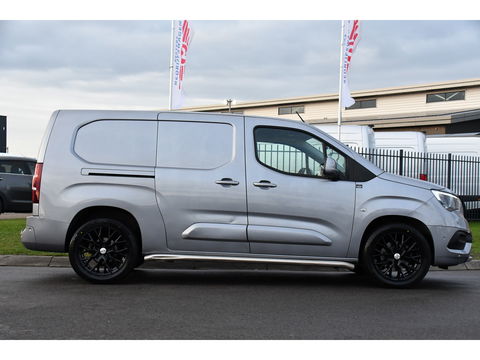 Opel Combo 1.5D L2H1PB Edition Camera, Cruise, Carplay, LED, 130pk, Automaat, Keyless, Multimedia, Uniek!