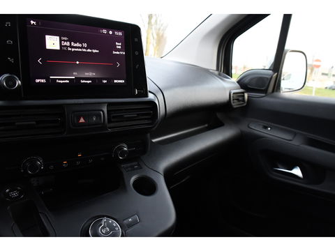 Opel Combo 1.5D L2H1PB Edition Camera, Cruise, Carplay, LED, 130pk, Automaat, Keyless, Multimedia, Uniek!