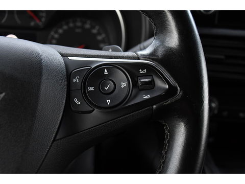 Opel Combo 1.5D L2H1PB Edition Camera, Cruise, Carplay, LED, 130pk, Automaat, Keyless, Multimedia, Uniek!
