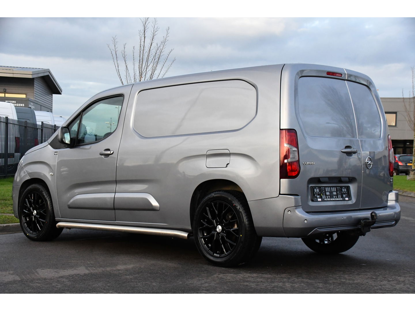 Opel Combo 1.5D L2H1PB Edition Camera, Cruise, Carplay, LED, 130pk, Automaat, Keyless, Multimedia, Uniek!