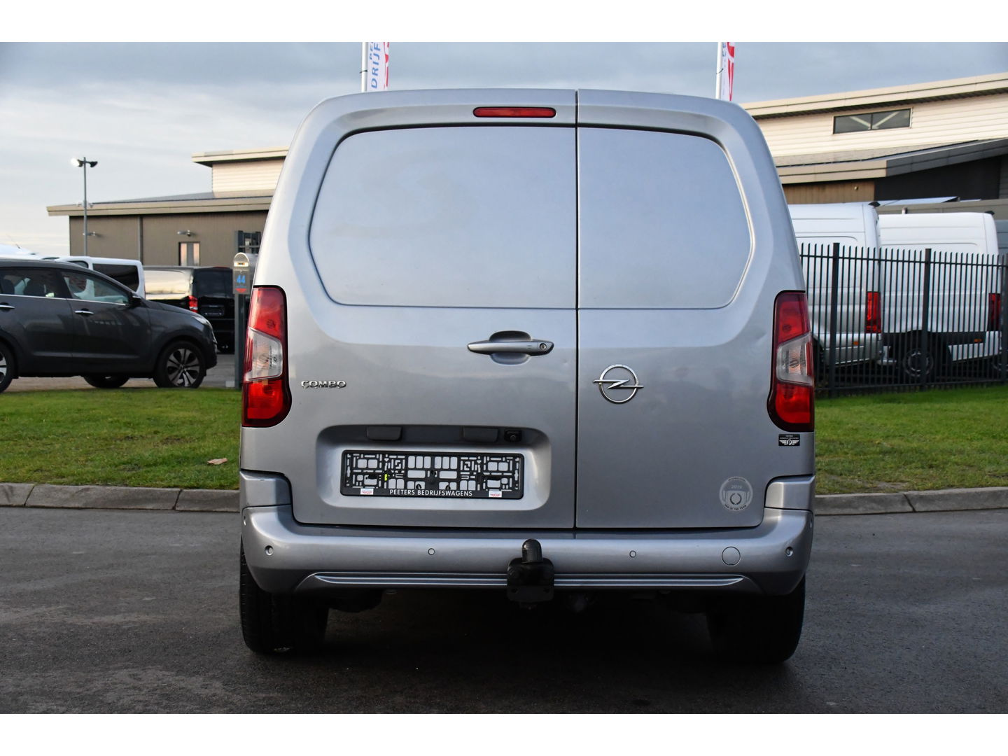 Opel Combo 1.5D L2H1PB Edition Camera, Cruise, Carplay, LED, 130pk, Automaat, Keyless, Multimedia, Uniek!