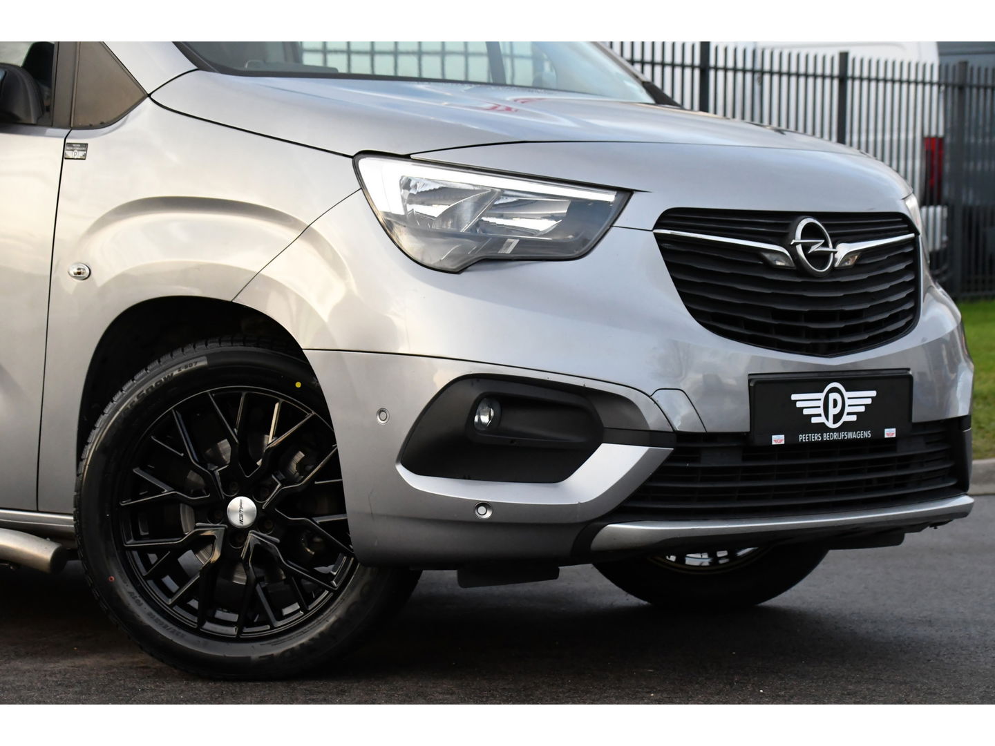 Opel Combo 1.5D L2H1PB Edition Camera, Cruise, Carplay, LED, 130pk, Automaat, Keyless, Multimedia, Uniek!