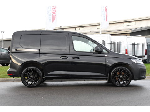 Volkswagen Caddy Cargo 2.0 TDI Black Edition Cruise, Camera, Carplay, LED, NAVI, Automaat, Klep, 122pk, Stoelverwarming, Uniek!