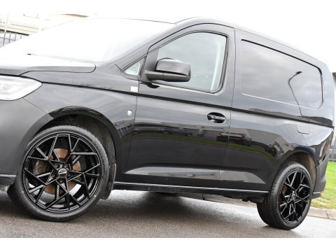 Volkswagen Caddy Cargo 2.0 TDI Black Edition Cruise, Camera, Carplay, LED, NAVI, Automaat, Klep, 122pk, Stoelverwarming, Uniek!