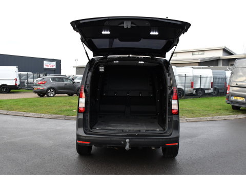 Volkswagen Caddy Cargo 2.0 TDI Black Edition Cruise, Camera, Carplay, LED, NAVI, Automaat, Klep, 122pk, Stoelverwarming, Uniek!