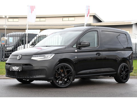 Volkswagen Caddy Cargo 2.0 TDI Black Edition Cruise, Camera, Carplay, LED, NAVI, Automaat, Klep, 122pk, Stoelverwarming, Uniek!