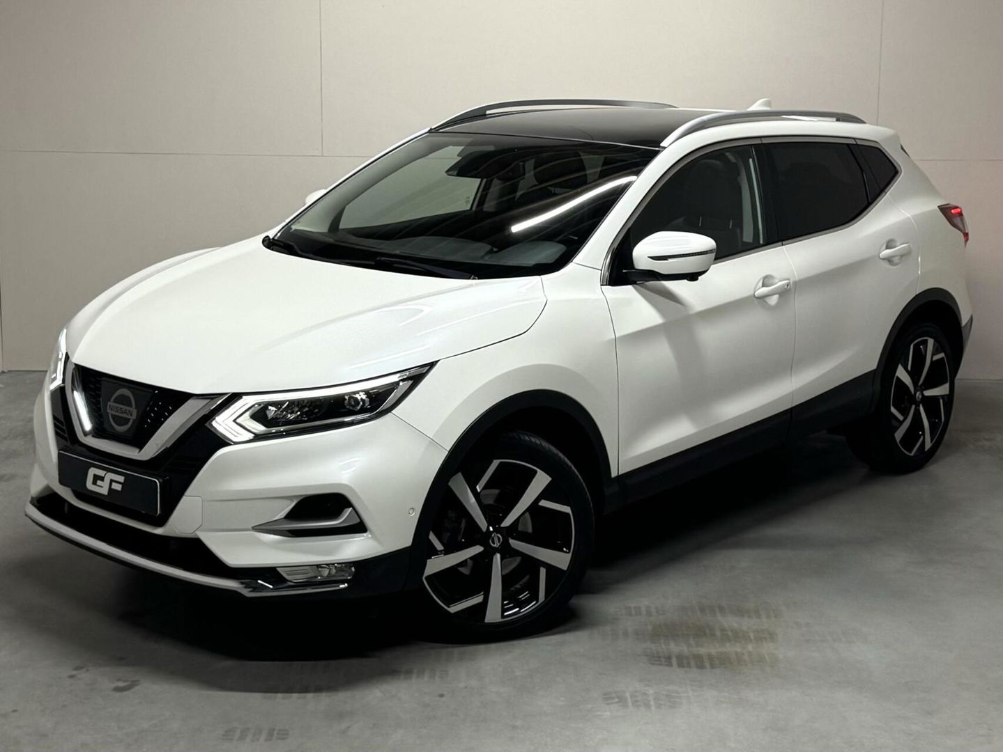 Nissan QASHQAI 1.2 Tekna+ Pano Cruise 360° Stoelv. Trekh. NAP