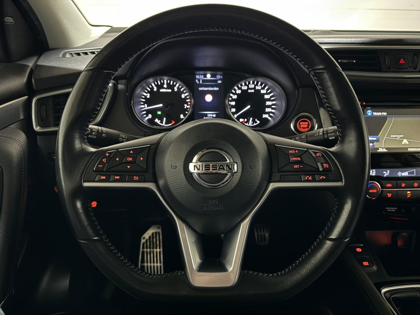 Nissan QASHQAI 1.2 Tekna+ Pano Cruise 360° Stoelv. Trekh. NAP