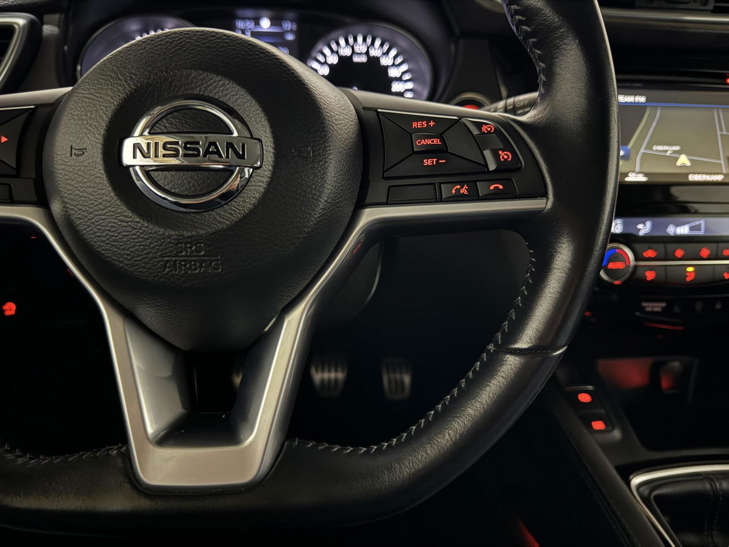 Nissan QASHQAI 1.2 Tekna+ Pano Cruise 360° Stoelv. Trekh. NAP