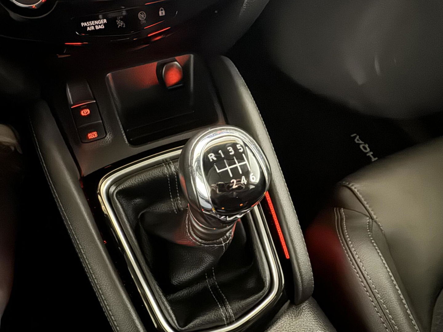 Nissan QASHQAI 1.2 Tekna+ Pano Cruise 360° Stoelv. Trekh. NAP