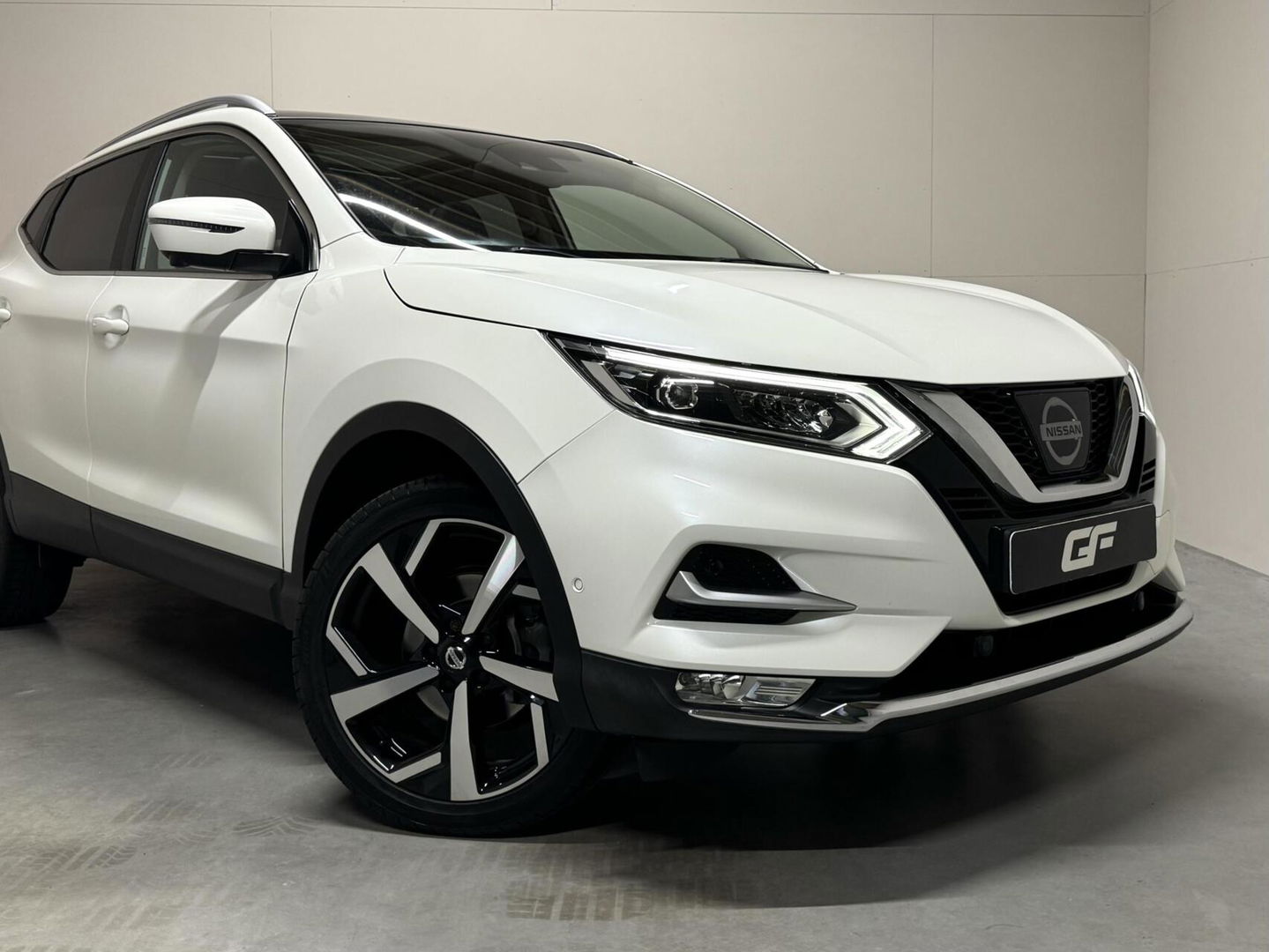 Nissan QASHQAI 1.2 Tekna+ Pano Cruise 360° Stoelv. Trekh. NAP