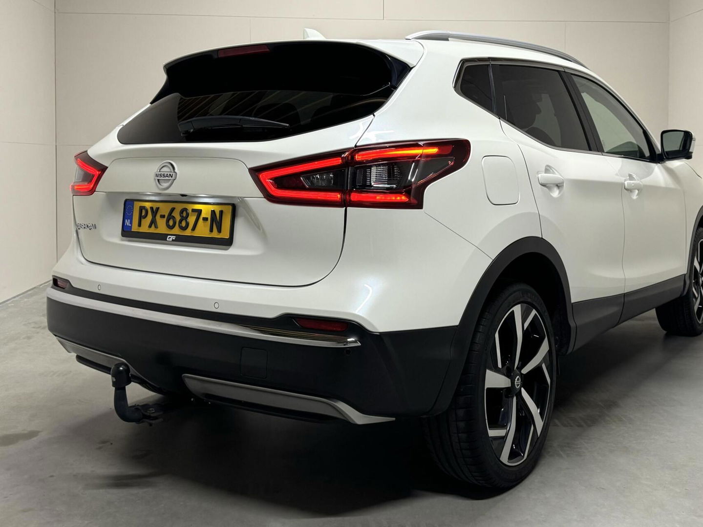 Nissan QASHQAI 1.2 Tekna+ Pano Cruise 360° Stoelv. Trekh. NAP