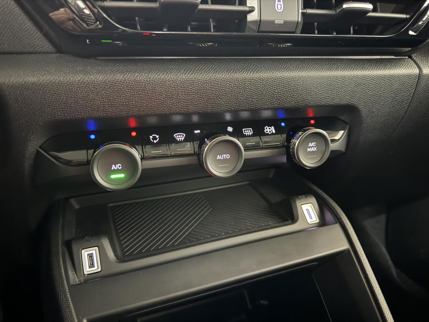 Citroën C4 1.2 Hybrid Automaat Carplay Cruise Navi Fabrieksgarantie