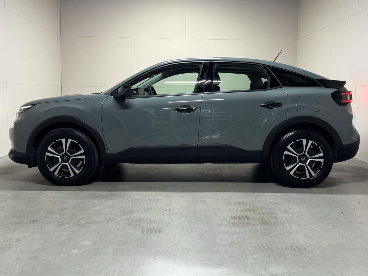 Citroën C4 1.2 Hybrid Automaat Carplay Cruise Navi Fabrieksgarantie