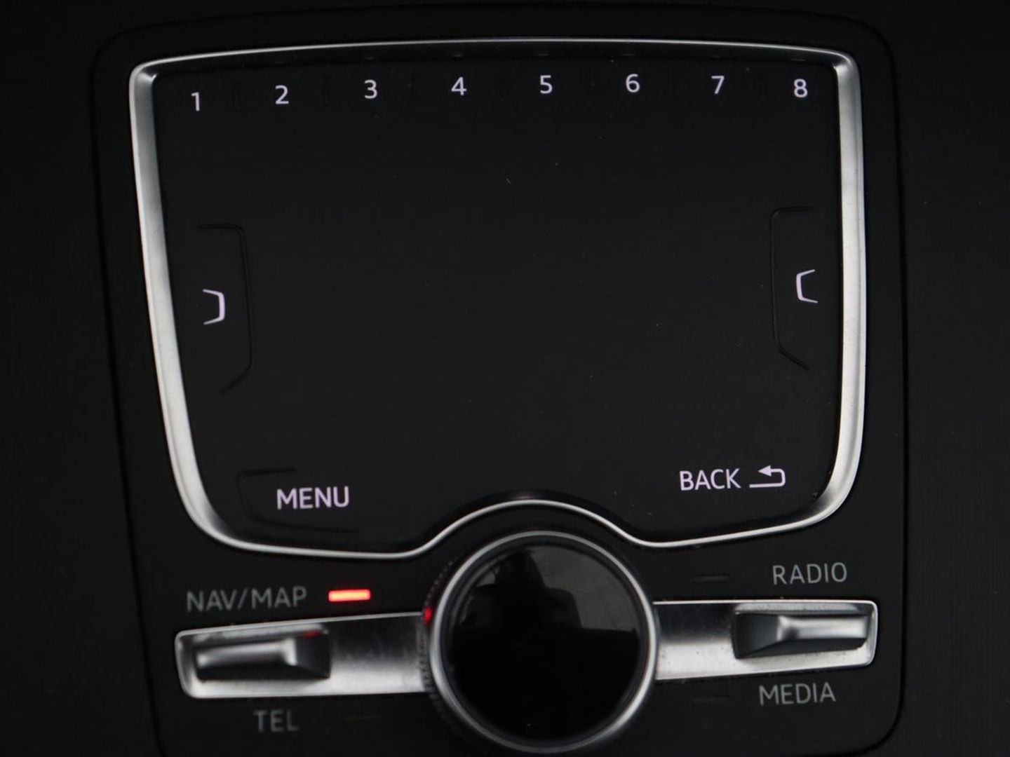 Audi Q5 55 TFSIe quattro S edition | Panoramadak | Carplay | Stoelverwarming | Trekhaak | Adaptive cruise | 20'' | Leder/Alcantara | Camera | Navigatie | DAB | Virtual Cockpit | Full LED | S Line | PHEV | Plug In