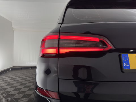 BMW X5 M50d M-Sportpack High Executive Aut. *PANO | HEAD-UP | LASER-LED | LUXURY-LEATHER | SOFT-CLOSE | ADAPTIVE-CRUISE | HARMAN/KARDON | BLIND-SPOT | MEMORY-PACK | TOP-VIEW | DIGI-COCKPIT | NAVI-FULLMAP | ECC | PDC | TOWBAR |