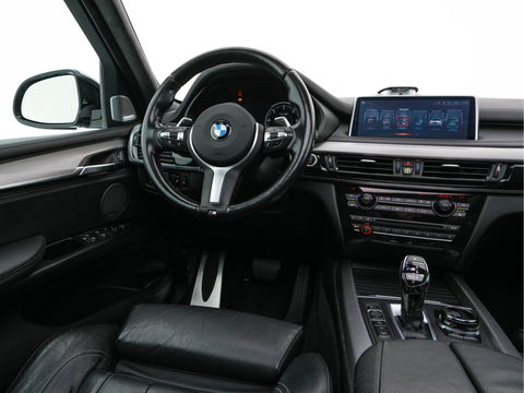 BMW X5 M50d M-Aerodinamica Aut. *PANO | HEAD-UP | LUXURY-LEATHER | ADAPTIVE-CRUISE | SOFT-CLOSE | BANG&OLUFSEN | TOP-VIEW | BLINDSPOT | NIGHT-VISION | MEMORY-PACK | DIGI-COCKPIT | HEATED-COMFORTSEATS | NAVI-FULLMAP |
