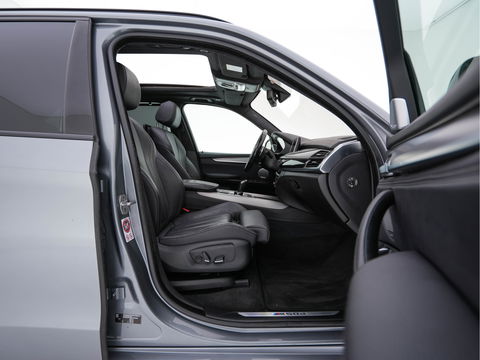 BMW X5 M50d M-Aerodinamica Aut. *PANO | HEAD-UP | LUXURY-LEATHER | ADAPTIVE-CRUISE | SOFT-CLOSE | BANG&OLUFSEN | TOP-VIEW | BLINDSPOT | NIGHT-VISION | MEMORY-PACK | DIGI-COCKPIT | HEATED-COMFORTSEATS | NAVI-FULLMAP |
