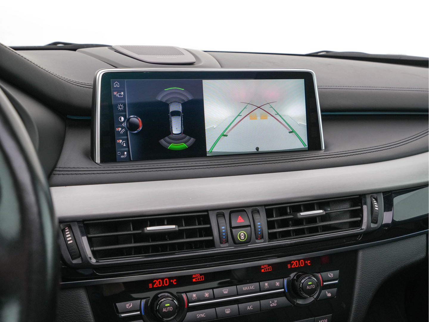 BMW X5 M50d M-Aerodinamica Aut. *PANO | HEAD-UP | LUXURY-LEATHER | ADAPTIVE-CRUISE | SOFT-CLOSE | BANG&OLUFSEN | TOP-VIEW | BLINDSPOT | NIGHT-VISION | MEMORY-PACK | DIGI-COCKPIT | HEATED-COMFORTSEATS | NAVI-FULLMAP |