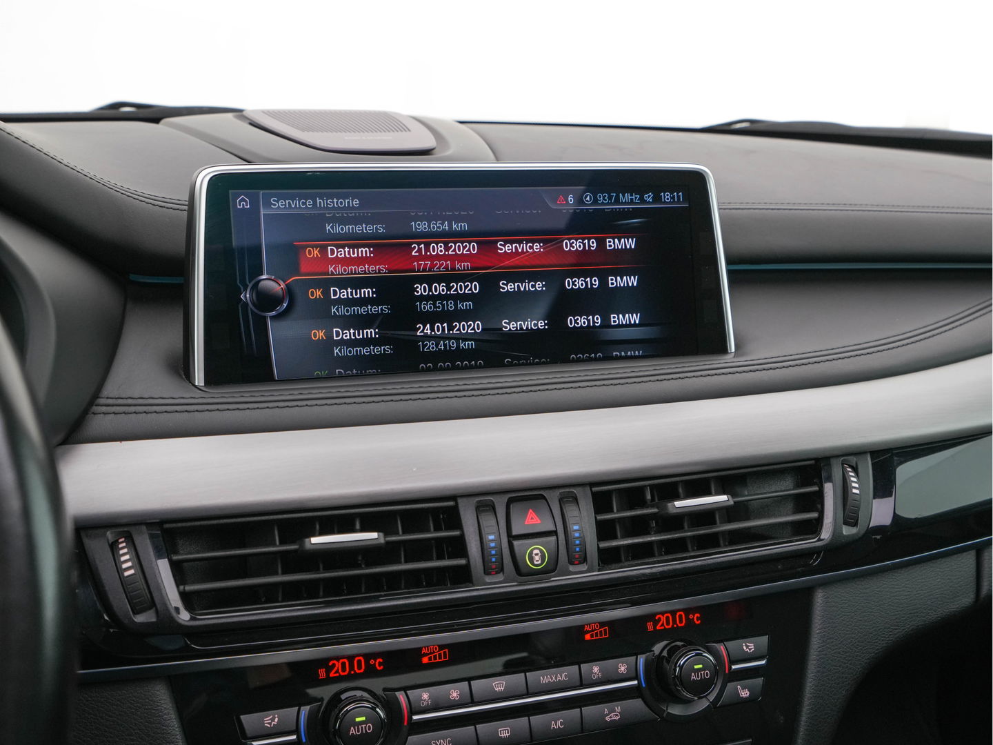 BMW X5 M50d M-Aerodinamica Aut. *PANO | HEAD-UP | LUXURY-LEATHER | ADAPTIVE-CRUISE | SOFT-CLOSE | BANG&OLUFSEN | TOP-VIEW | BLINDSPOT | NIGHT-VISION | MEMORY-PACK | DIGI-COCKPIT | HEATED-COMFORTSEATS | NAVI-FULLMAP |