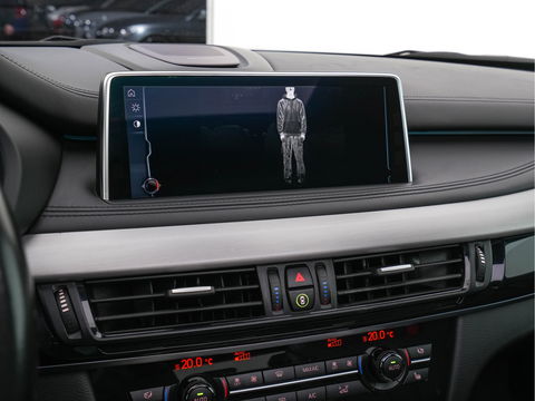 BMW X5 M50d M-Aerodinamica Aut. *PANO | HEAD-UP | LUXURY-LEATHER | ADAPTIVE-CRUISE | SOFT-CLOSE | BANG&OLUFSEN | TOP-VIEW | BLINDSPOT | NIGHT-VISION | MEMORY-PACK | DIGI-COCKPIT | HEATED-COMFORTSEATS | NAVI-FULLMAP |