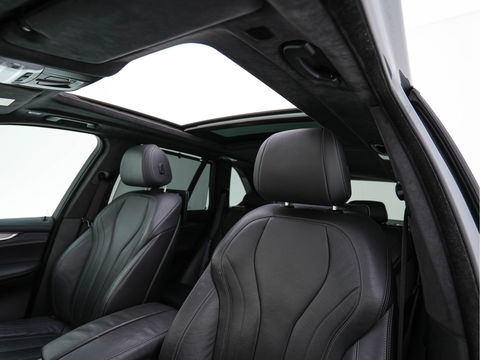 BMW X5 M50d M-Aerodinamica Aut. *PANO | HEAD-UP | LUXURY-LEATHER | ADAPTIVE-CRUISE | SOFT-CLOSE | BANG&OLUFSEN | TOP-VIEW | BLINDSPOT | NIGHT-VISION | MEMORY-PACK | DIGI-COCKPIT | HEATED-COMFORTSEATS | NAVI-FULLMAP |