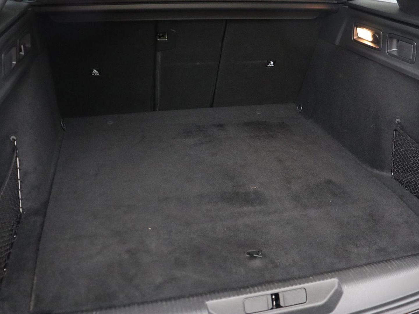 Peugeot 308 1.6 PHEV Active Pack Business | Stoelverwarming | Half leder | Sportstoelen | Carplay | Parkeerhulp | Full LED | Climate control | Bluetooth | Cruise control | Plug In