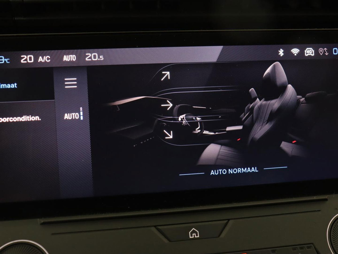 Peugeot 308 1.6 PHEV Active Pack Business | Stoelverwarming | Half leder | Sportstoelen | Carplay | Parkeerhulp | Full LED | Climate control | Bluetooth | Cruise control | Plug In