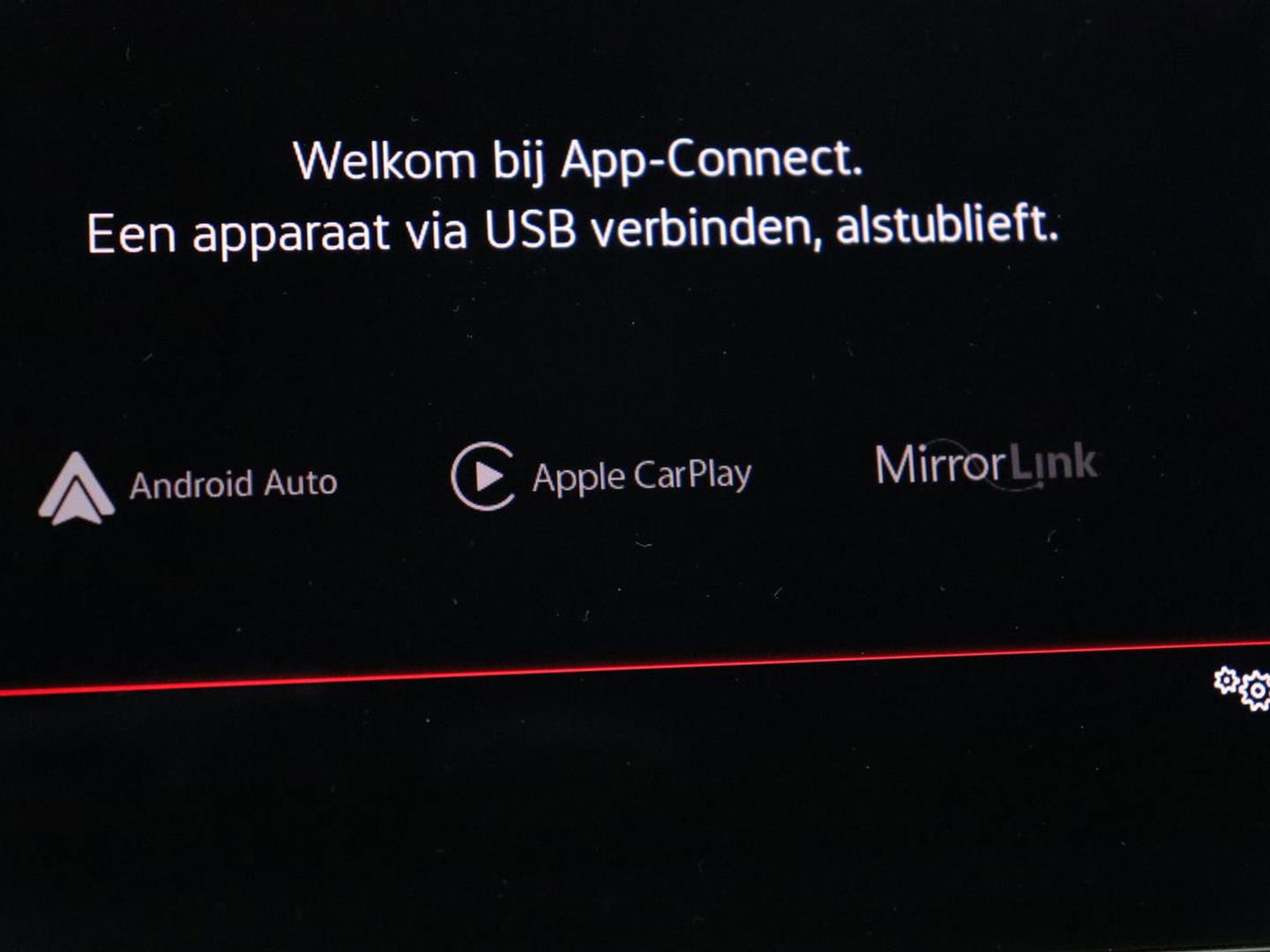 Volkswagen Tiguan 1.4 TSI eHybrid R-Line | Panoramadak | Trekhaak | Head-Up | Stoelverwarming | Adaptive cruise | Camera | Carplay | Matrix LED | Navigatie | 19'' | Virtual Cockpit | PHEV | Plug In