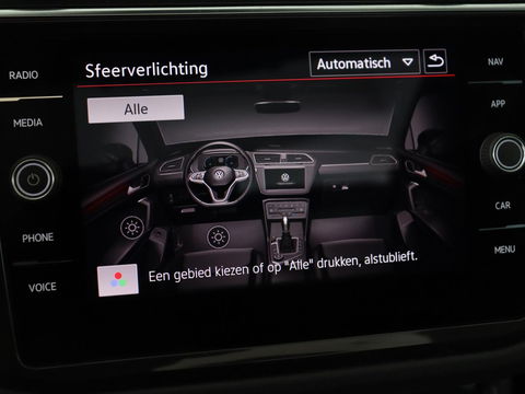 Volkswagen Tiguan 1.4 TSI eHybrid R-Line | Panoramadak | Trekhaak | Head-Up | Stoelverwarming | Adaptive cruise | Camera | Carplay | Matrix LED | Navigatie | 19'' | Virtual Cockpit | PHEV | Plug In