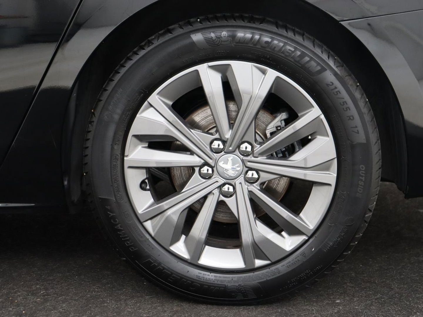 Peugeot 508 1.6 HYbrid 225 Allure | Adaptive cruise | Half leder | Marix LED | Carplay | Camera | Keyless | Navigatie | Getint glas | Climate control | PHEV | Plug In