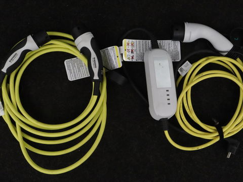 CUPRA Formentor 1.4 eHybrid | Stoelverwarming | Carplay | Adaptive cruise | Sfeerverlichting | Navigatie | Keyless | Stuurverwarming | Full LED | PHEV | Plug In