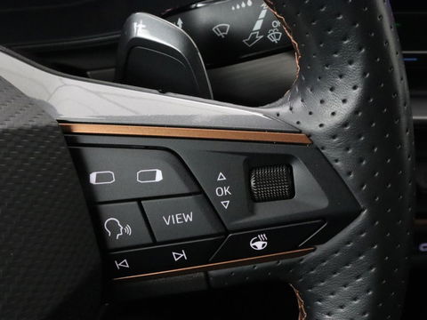 CUPRA Formentor 1.4 eHybrid | Stoelverwarming | Carplay | Adaptive cruise | Sfeerverlichting | Navigatie | Keyless | Stuurverwarming | Full LED | PHEV | Plug In